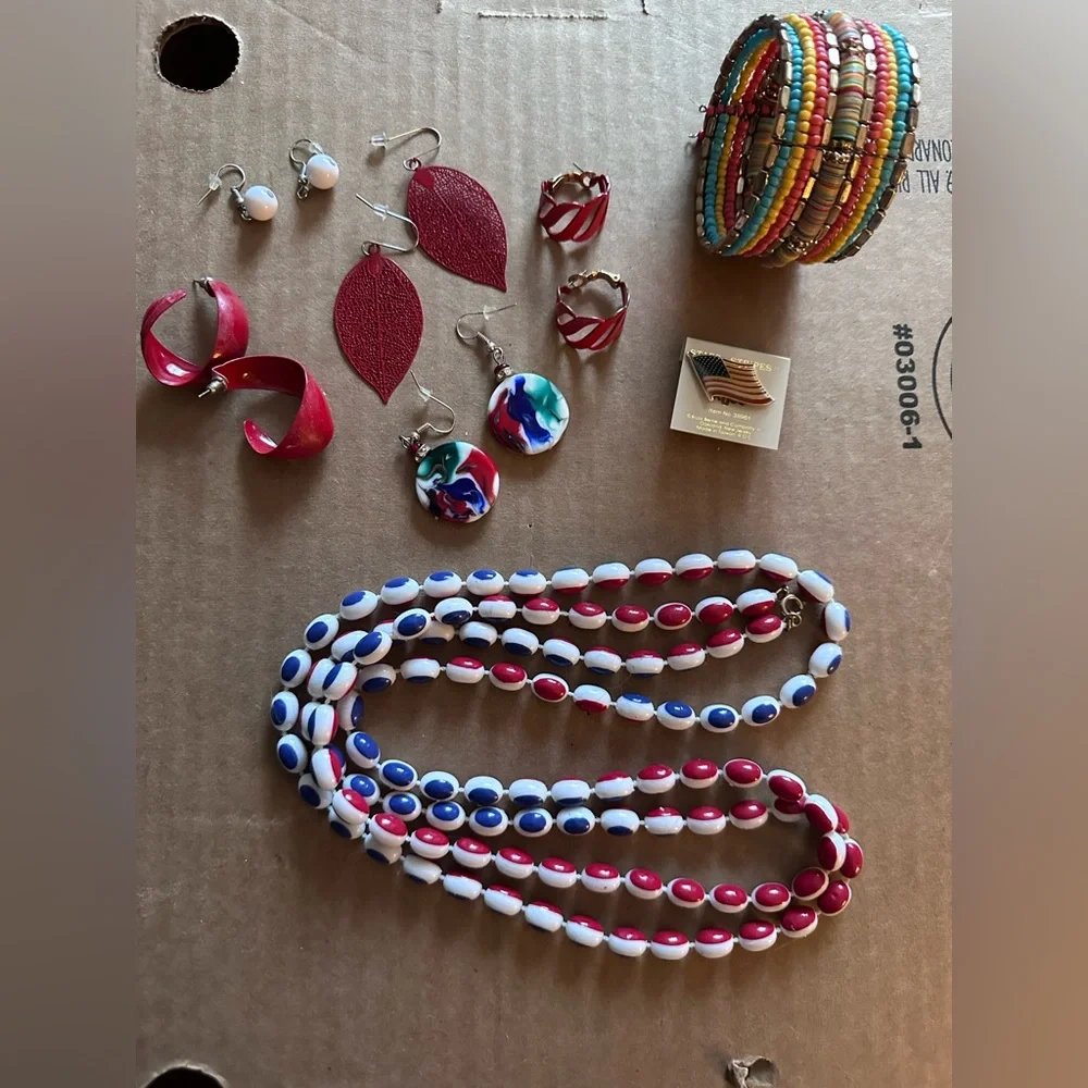 Elegant Multicolor Jewelry Set lot